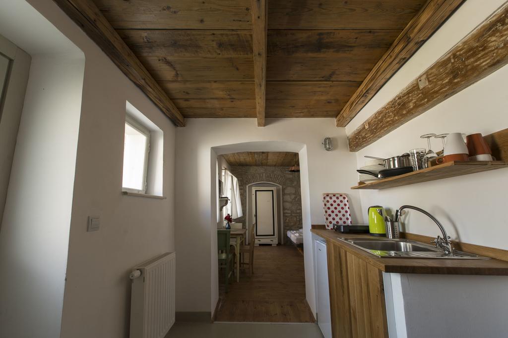 Plitzner Belvarosi Apartmanhaz Eger Exterior photo